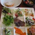 いただきます　バイキングの料理