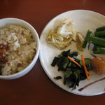 農場レストラン で いただきます - いただきます　バイキングの料理