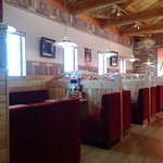 珈琲所コメダ珈琲店 - 店内