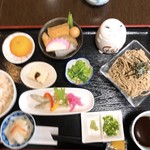 石楠花の郷 - 料理写真:日替わり定食ハーフもりそば