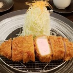 庄内 - 特厚ロースかつ善    1,600円