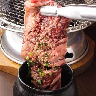 炭火焼肉・韓国料理とうがらし_1