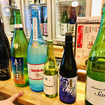 地酒蔵大阪 - コレだけの種類 みんなで飲みました♪