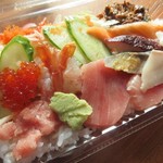 Yaguruma zushi - ちらし　750円