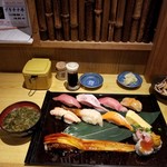 98817884 - ルビーセット