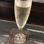 圭蔵 - 日置桜の山滴る特別純米生酒