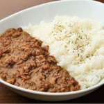 やみつき南国風牛すじカレー