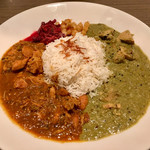 アジアバル楽韓堂 PLUS - 日替わり2種のカレー(スリランカチキンカレー&パクチーチキンカレー)