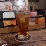 灯 - 茶葉つけこみ焼酎ソーダ割り
