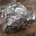 灯 - 持ち帰りおにぎり２つ