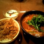 鐘楼 - 担々刀削麺のご飯セット