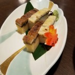 炭焼うな富士 - うなぎの枕