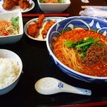 中国四川料理 青羊 松江黒田店 - 坦々麺と唐揚げのセット