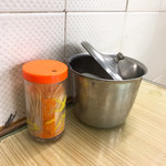 Nam Ping - コンディメンツ、というか単なる砂糖壺