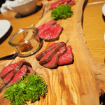 0831 yummy - 2018/12/8 ディナーで利用。
      ◾️特選和牛の塩釜ローストビーフ