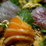 北海道海鮮・離れ情緒～ 西５東３～ - 本日の北海旬魚３種刺し