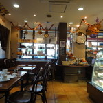 カフェ・ド・ジーベン - 喫茶コーナー