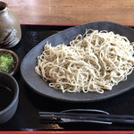 手打そば　稜庵 - ざるそば大盛：￥１，１０７