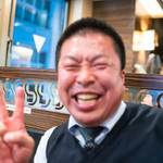 大陸 - 早慶戦の最終戦で8回に最終ホームランを打って優勝に導いた早稲田大学の末定選手（本人の希望で載せました）