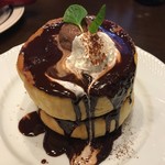 星乃珈琲店 - 窯焼き生チョコレートのスフレパンケーキ