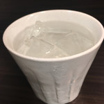 呼び戻しとんこつ 光四郎 - 焼酎ロック