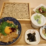 Dashiya Owan - 鯛めし丼セット（お味噌汁をお蕎麦に変更）