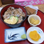 食べ処 あい田 - 活帆立ひも丼全景