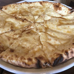 POKHARA - ハニーチーズナン