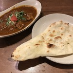 ポークビンダールカレー1,080円＋ナン ハーフ220円