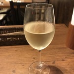 カッチャル バッチャル - インド産ワイン(白) グラス、540円