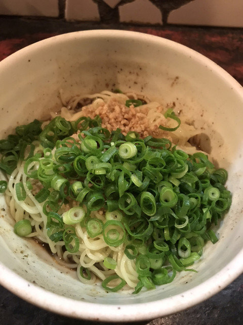 汁なし坦々麺 きさく>