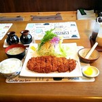 ロースかつ定食