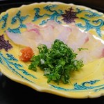 つる由 - 何かの薄造り（−＿−；）虎魚かな