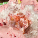 雪みるく - ピンクツリーの中