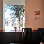 手打ち蕎麦　さとみ - [内観] 店内 テーブル席 ③