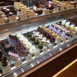 アシッドラシーヌ - ショーケース（プチガトー）