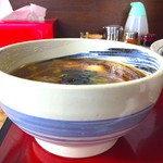 武蔵村山 大勝軒 - つけ汁のドンブリもデカイ