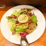 コム・ア・ラ・メゾン - 山羊乳ロカマドゥールチーズサラダ1,800円+