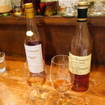 コム・ア・ラ・メゾン - アルマニャック ラベルドリーヴ1,500円+、アルマニャック ボワニエル2,000円+