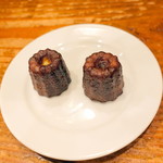 コム・ア・ラ・メゾン - カヌレ