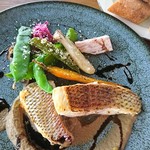 Restaurant L LOTA - メインは魚をチョイスしました。