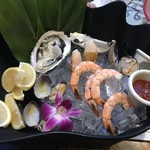 Atlantis Seafood & Steak - 