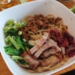 Bakmie Asien 19 - 1812_Bakmie Asien 19_Bakmi Jumbo Spesial@32,000Rp(バクミー) Mie Alot(太麺)_この3種のチャーシューが堪らんのです。味と食感と楽しみ広がります！！