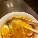 辛いラーメン14 - 麺アップ