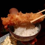 とんかつ檍 - エビフライ　オンザライス！