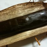 いづう - 10/11 竹の皮を開いた所