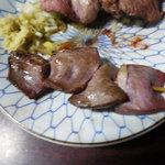 米山 - 半焼きタン