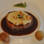 レストラン山崎 - 長谷川自然牧場産熟成豚フィレ肉のベーコン巻き　クラシックスタイル