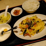 上海風情 - “香腸炒蛋/ウィンナーと玉子炒め”