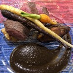 特選牛肉 宮城県の赤牛 トリュフのソース